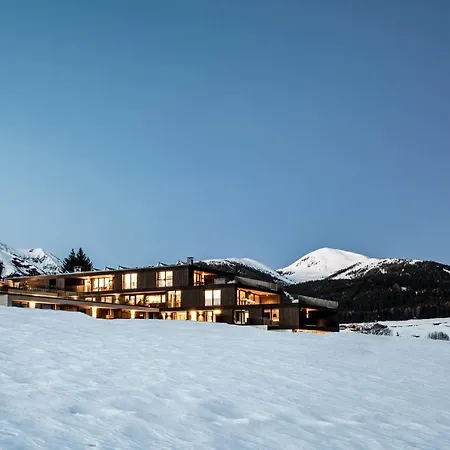 Aparthotel Panorama Living Dolomites-2